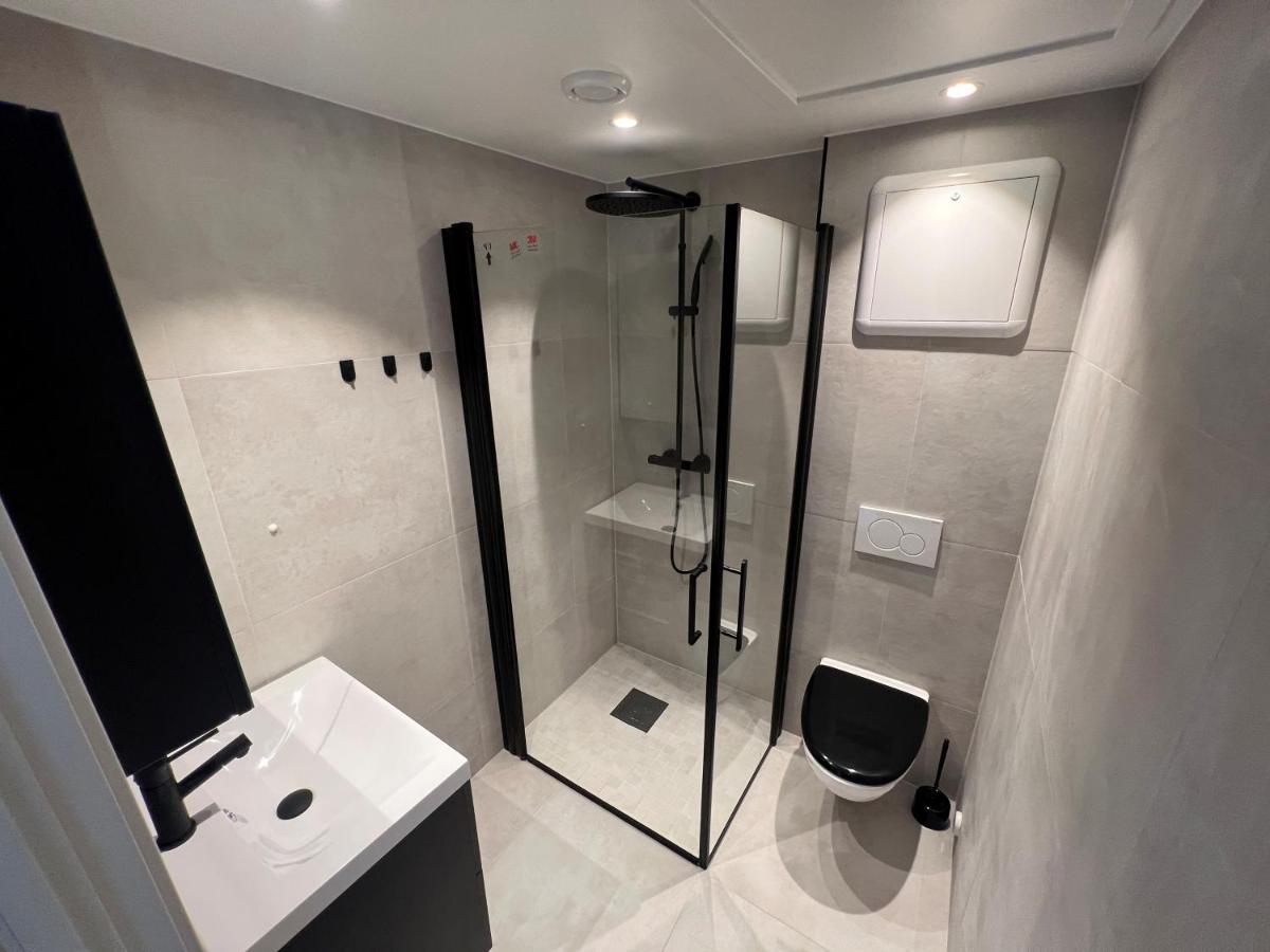 Voss Budget Apartments & Rooms ภายนอก รูปภาพ