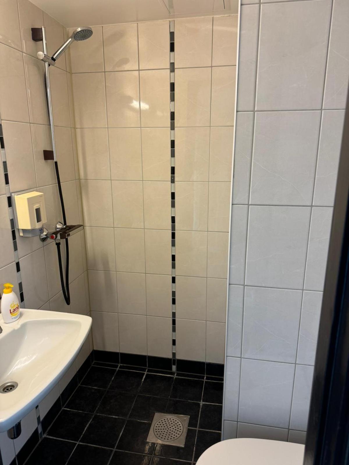 Voss Budget Apartments & Rooms ภายนอก รูปภาพ