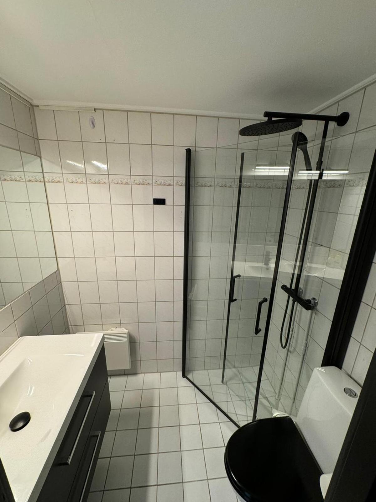 Voss Budget Apartments & Rooms ภายนอก รูปภาพ